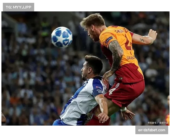 法兰克福客场虽败但前场逼抢体系给拜仁制造麻烦